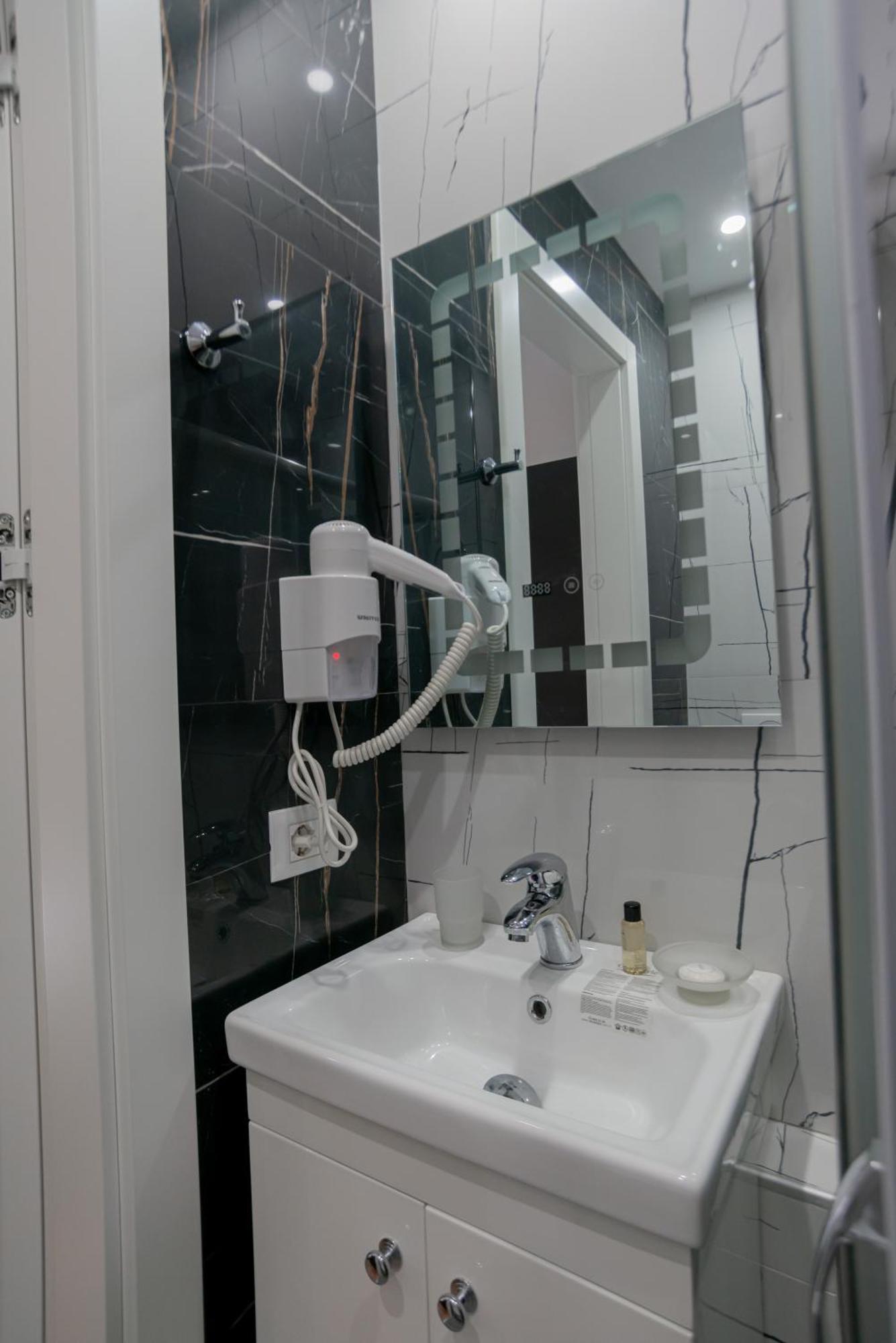 La Gioia Apartment Tirana Bagian luar foto